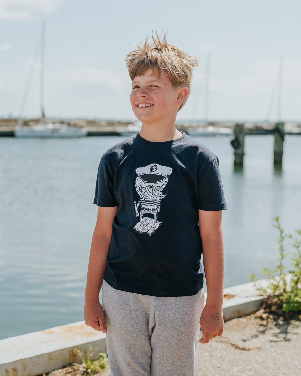 T-shirt med sørøver tømmerflåde barn DGV