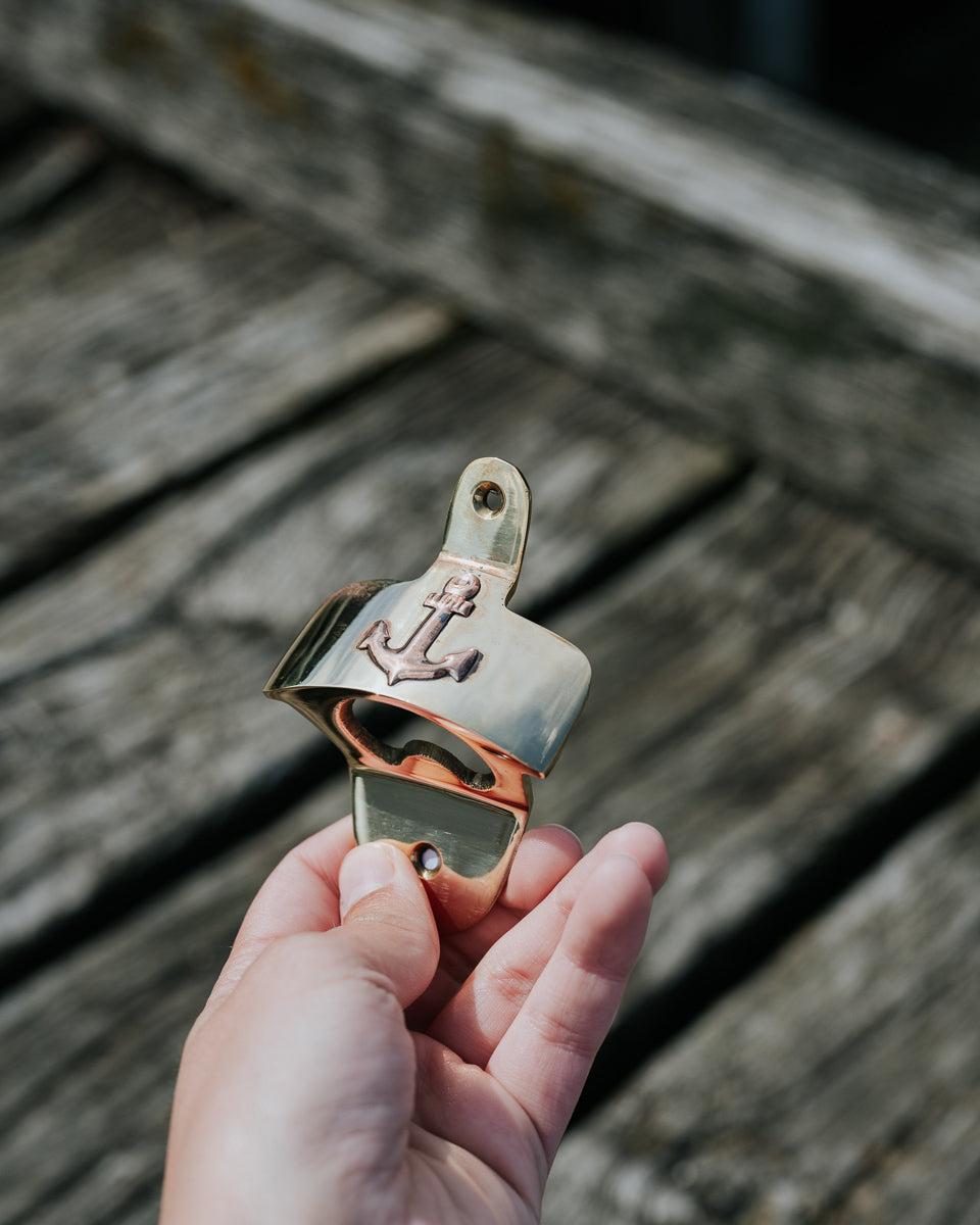 Vægoplukker med anker messing